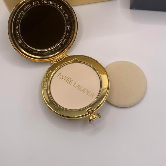 Estee Lauder Limited Edition Swan Dreams Powder Compact by Monica Rich Kosann - Picture 8 of 10